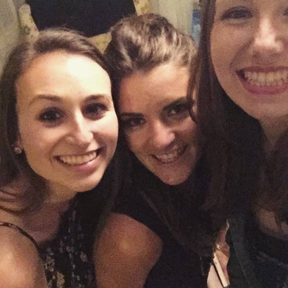 Meet your Posher, Angela - Picture 1 of 1